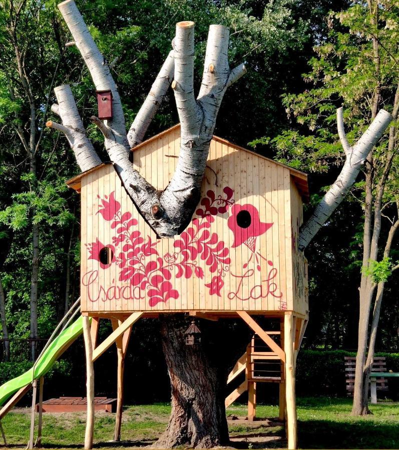 Tassi Halaszcsarda-Karasz Haz Exterior photo